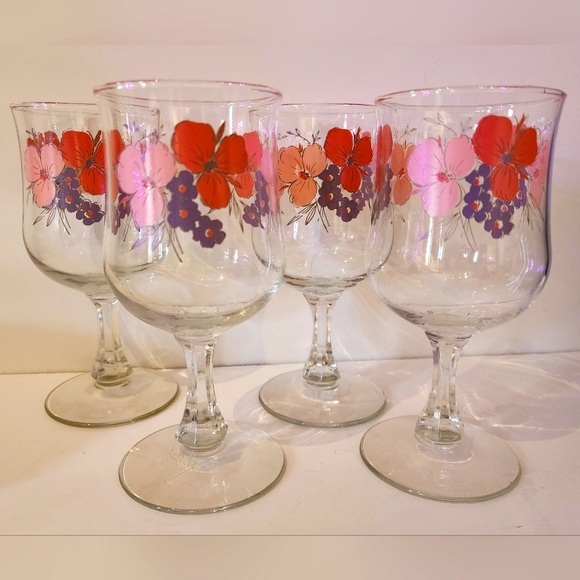 Vintage Galleria Stoneware Flower Floral Pink Gray Stemmed Glass Set of 4 - Picture 1 of 5